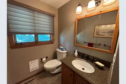 911 Oakmont Drive, Thief River Falls, MN 56701 - Photo 36