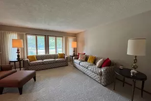 911 Oakmont Dr, Thief River Falls, MN 56701 - Photo 6