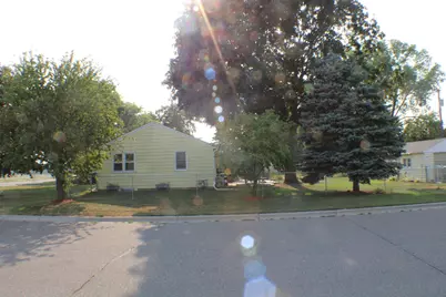 6300 60th Avenue N, Crystal, MN 55428 - Photo 4