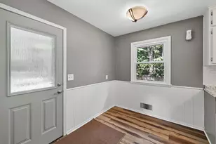 2557 Sherwood Rd, Mounds View, MN 55112 - Photo 10