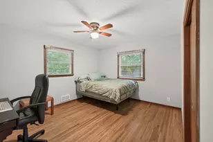 2557 Sherwood Rd, Mounds View, MN 55112 - Photo 14