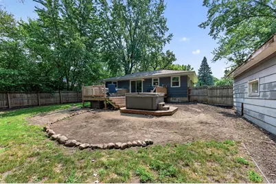 2557 Sherwood Road, Mounds View, MN 55112 - Photo 22