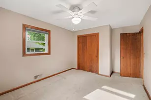 1333 Valders Ave N, Golden Valley, MN 55427 - Photo 24
