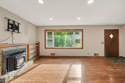 1333 Valders Avenue N, Golden Valley, MN 55427 - Photo 12