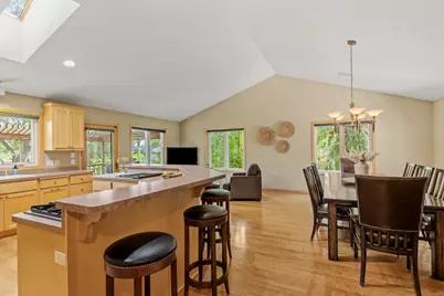 13705 Country Place, Burnsville, MN 55337 - Photo 12