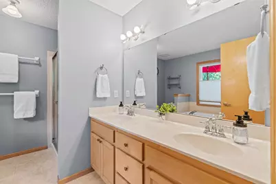 13705 Country Place, Burnsville, MN 55337 - Photo 22