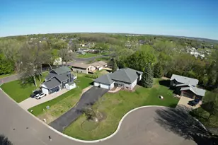 7818 Davidson Ct, Inver Grove Heights, MN 55076 - Photo 1