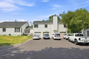 303 Elan Ct, Woodbury, MN 55125 - Photo 34