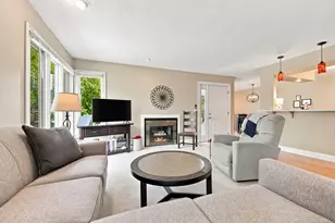 303 Elan Ct, Woodbury, MN 55125 - Photo 8