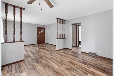 218 9th Avenue N, Waite Park, MN 56387 - Photo 4