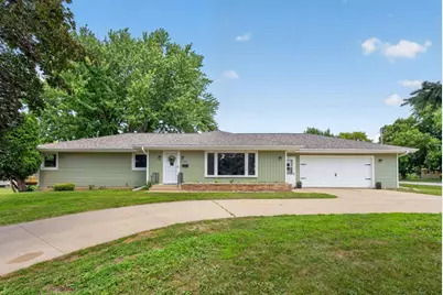 401 20th Street SW, Rochester, MN 55902 - Photo 1