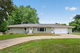 401 20th St SW, Rochester, MN 55902 - Photo 1