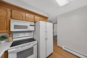 401 20th St SW, Rochester, MN 55902 - Photo 14