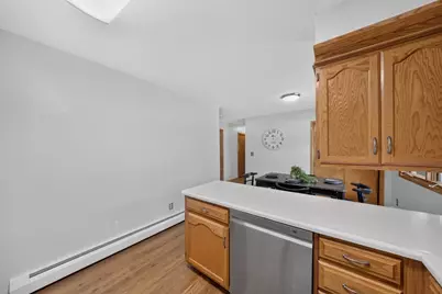 401 20th Street SW, Rochester, MN 55902 - Photo 6