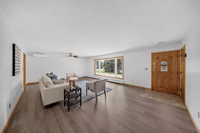 401 20th Street SW, Rochester, MN 55902 - Photo 2