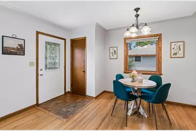 9235 Queen Avenue S, Bloomington, MN 55431 - Photo 6