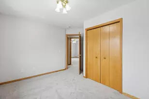 211 7th St S, Winsted, MN 55395 - Photo 16