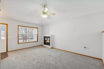 211 7th Street S, Winsted, MN 55395 - Photo 4