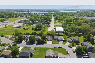 211 7th Street S, Winsted, MN 55395 - Photo 38