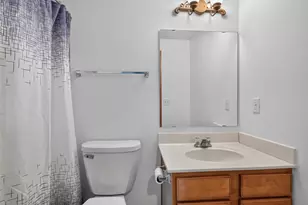 10008 Iris Ln, Eden Prairie, MN 55347 - Photo 26