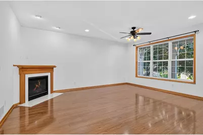 10008 Iris Lane, Eden Prairie, MN 55347 - Photo 4