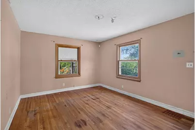 5737 37th Avenue S, Minneapolis, MN 55417 - Photo 4