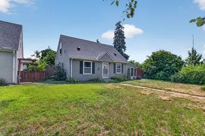 5737 37th Avenue S, Minneapolis, MN 55417 - Photo 2