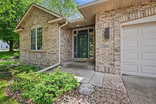 12999 Garvin Brook Ln, Apple Valley, MN 55124 - Photo 18