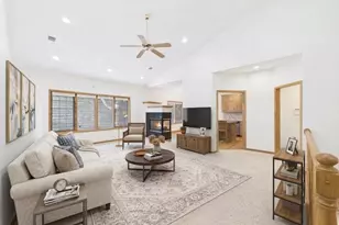 12999 Garvin Brook Ln, Apple Valley, MN 55124 - Photo 2