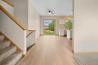 808 Lindsey Lane, Belle Plaine, MN 56011 - Photo 10
