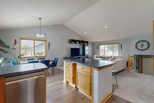 5171 51st St NW, Rochester, MN 55901 - Photo 8