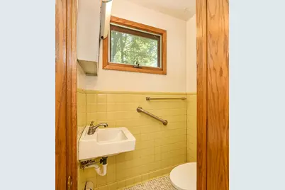 565 Transit Avenue W, Roseville, MN 55113 - Photo 26