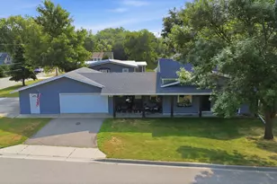 505 Ash St SE, New London, MN 56273 - Photo 48