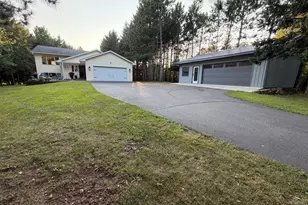 1410 143rd St, New Richmond, WI 54017 - Photo 1