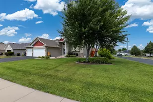 279 Kiso Ave, Shakopee, MN 55379 - Photo 4