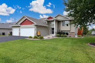 279 Kiso Ave, Shakopee, MN 55379 - Photo 1