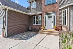 1126 Hudson Trail, Lino Lakes, MN 55038 - Photo 4