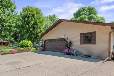 830 Reeds Lane, Glencoe, MN 55336 - Photo 28
