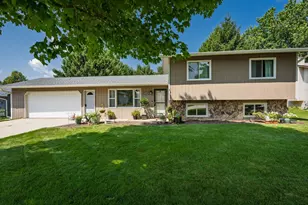 1105 7th St NW, Kasson, MN 55944 - Photo 2