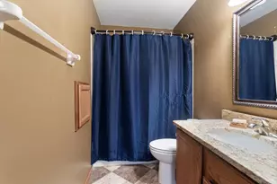 2455 Queensport Rd, Woodbury, MN 55125 - Photo 18