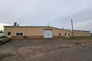 312 Beechwood Ave S, Braham, MN 55006 - Photo 1