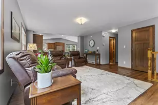 705 N Estates Ave, Litchfield, MN 55355 - Photo 18