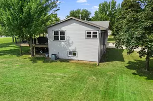 705 N Estates Ave, Litchfield, MN 55355 - Photo 82