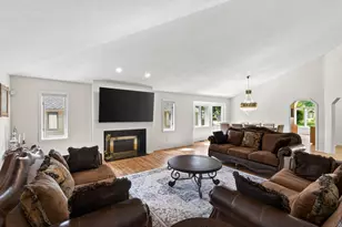 10417 Fawns Way, Eden Prairie, MN 55347 - Photo 8