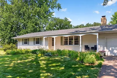 133 Craig Way NE, Fridley, MN 55432 - Photo 2