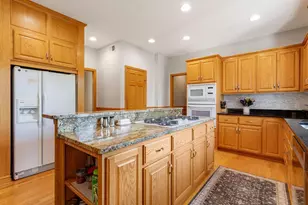 5721 103rd Ave N, Brooklyn Park, MN 55443 - Photo 6
