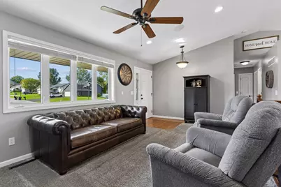 17308 Glencoe Avenue, Lakeville, MN 55044 - Photo 6