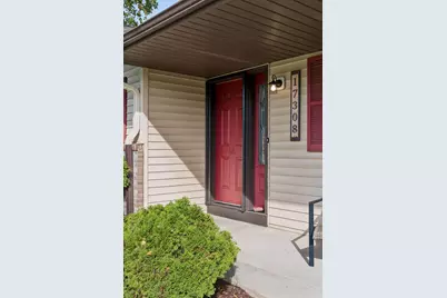 17308 Glencoe Avenue, Lakeville, MN 55044 - Photo 2