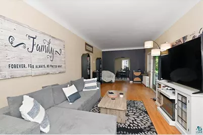 629 Spear Avenue, Duluth, MN 55803 - Photo 2