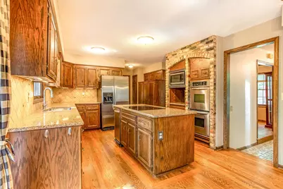 11905 26th Avenue N, Plymouth, MN 55441 - Photo 6